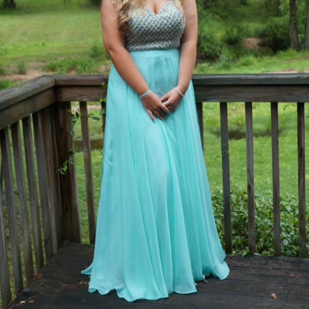Aqua Chiffon Prom dress size 14